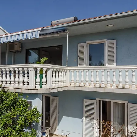 Sunny Apt Perfect For Couple אורביץ